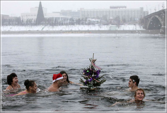 new_year_Russia_2013 winter bathing